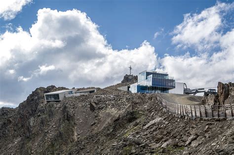 James Bond Adventure World: 007 Exhibition Opens in Sölden • Snow ...