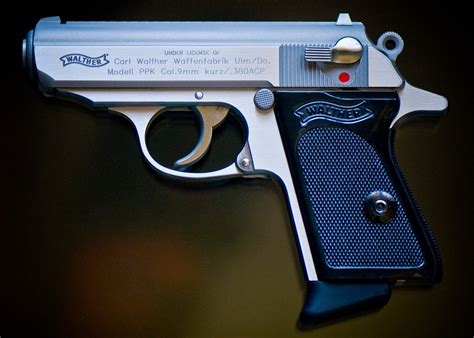 Gambar Foto Gratis Senjata Api Pistol 380 Gambar Walther Ppk di Rebanas ...