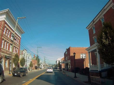 Photo: Moorefield WV | Andy Arthur.org