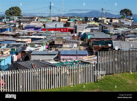 Khayelitsha slum hi-res stock photography and images - Alamy