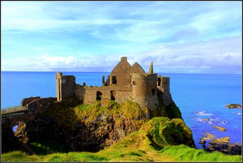 Dunluce Castle, Co Antrim | Irish castles, Monument valley, Natural ...