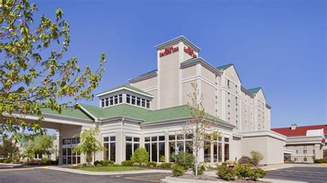 MCR Acquires Three Hilton-branded Hotels in Champaign, Illinois