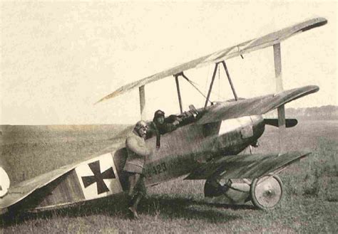 Fokker dr1, Fliegen, Kriegsflugzeug