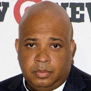 Joseph Simmons - Age, Family, Bio | Famous Birthdays