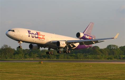 MD-11 Landing | Passenger jet, Aviation, Jet