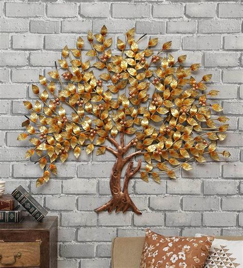 Details 86+ golden wall decor latest - seven.edu.vn