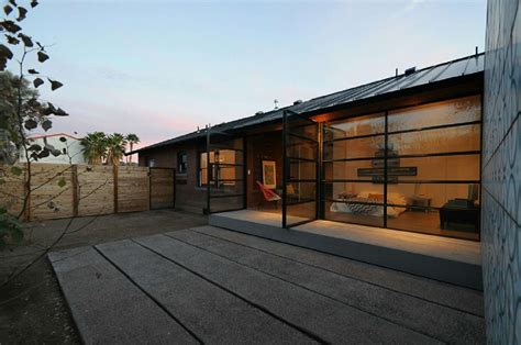 Photo 11 of 11 in Amazing House is Half Historic and Half Modern - Dwell