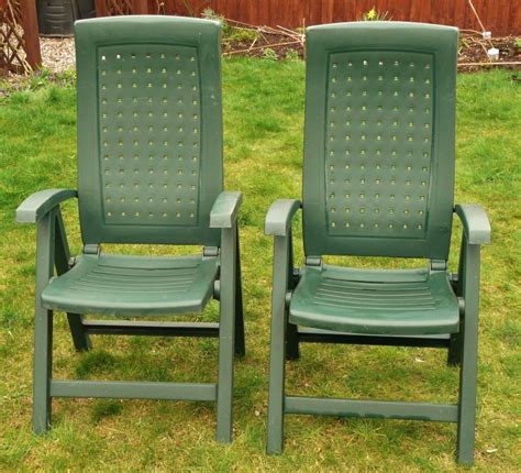 2 X Green Toughened Plastic Folding Patio / Garden Reclining / Recliner ...