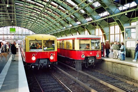 Berlin: Verkehrs-Presseschau und -Informationen: S-Bahn: Wir verbinden ...