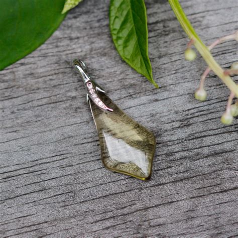 White Gold Lemon Quartz Pendant - Abracadabra Jewelry / Gem Gallery