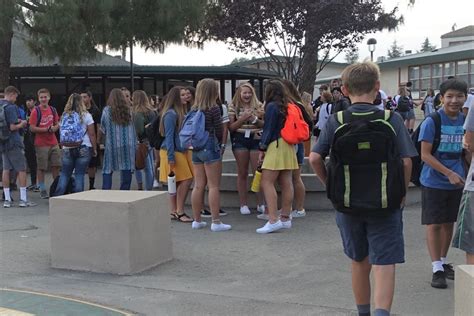 Livermore Students Welcomed For First Day Of School | Livermore, CA Patch