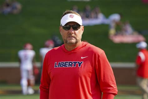 Sources: Hugh Freeze, Liberty agree on long-term contract - Footballscoop