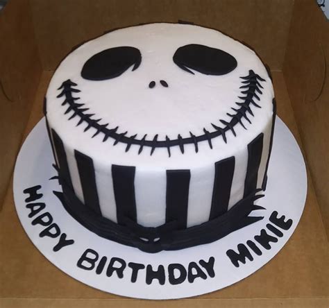 Jack Skellington cake | Jack skellington cake, Halloween birthday cakes ...