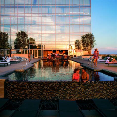 10 fabulous hotel pools DFW | Best hotels in dallas, Hotel pool, Dallas ...