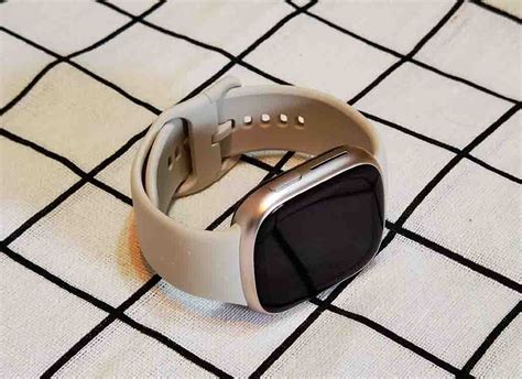 Honor Watch 4 tour, a stylish Apple Watch - Huawei Central