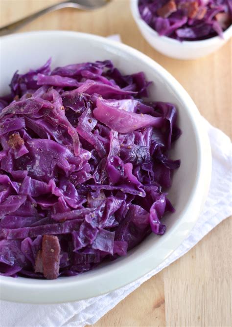 Braised red cabbage with bacon - Friday is Cake Night