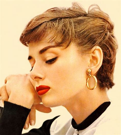 Download How To Do Audrey Hepburn Hairstyle Gif - what is a mullet ...