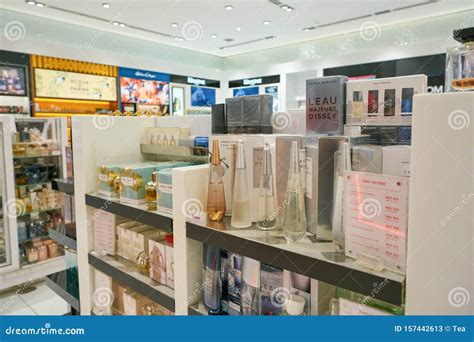 Duty Free editorial stock photo. Image of shopping, colour - 157442613