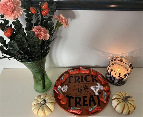 Trick or Treat Home Decor : 4 Steps - Instructables