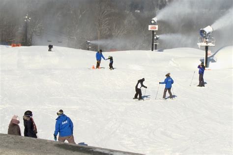 Paoli Peaks Opens For Ski Season | news - Indiana Public Media