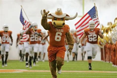 Texas Longhorns - costumed Bevo mascot | University of Texas - Austin ...