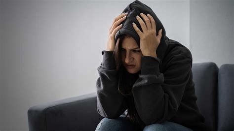 Heroin Withdrawal Symptoms: How Long Do Symptoms Last?