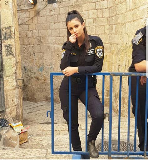 Pin by Tina on Israel Police | Israeli girls, Idf women, Army girl costumes