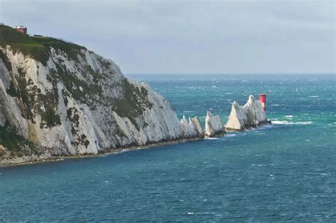 Isle of Wight Ferry - Routes, Schedules, Prices - Direct Ferries