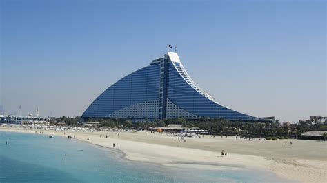 Jumeirah Beach Hotel - Contented Traveller