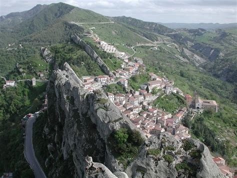 Visit one of Italy's most charming hamlet , Pietrapertosa in Basilicata