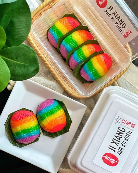 Ji Xiang Confectionery Has Rainbow Ang Ku Kueh At Bugis