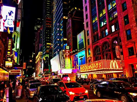 Broadway and the Theater District – History of New York City