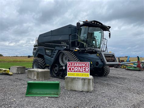 Why are the Fendt combines not popular?? : r/farming