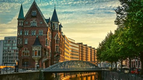 Best Luxury Hotels in Hamburg - Stay at an Upscale Hotel