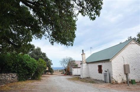 the main house - Picture of Cape Jervis Accommodation & Caravan Park ...