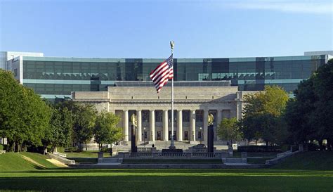 Indianapolis Public Library, Indiana. | Beautiful library, Library ...