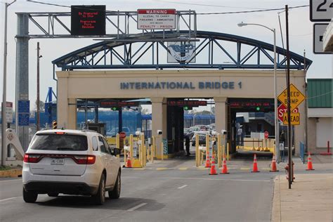 Border Security At Eagle Pass Crossing Tightens As Army, Police Watch ...