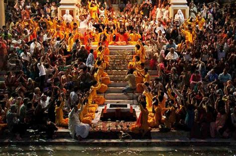 Discover Top 3 Places to see Ganga Aarti in Rishikesh with Timings