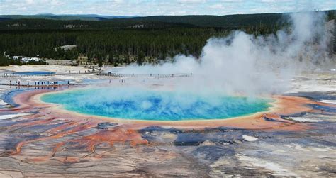 Hot springs in and near Yellowstone: The most impressive places to ...