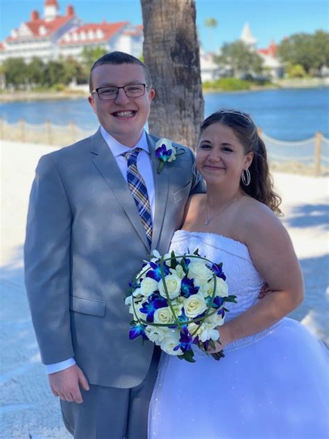 A Wedding at the Polynesian - Sensational Ceremonies