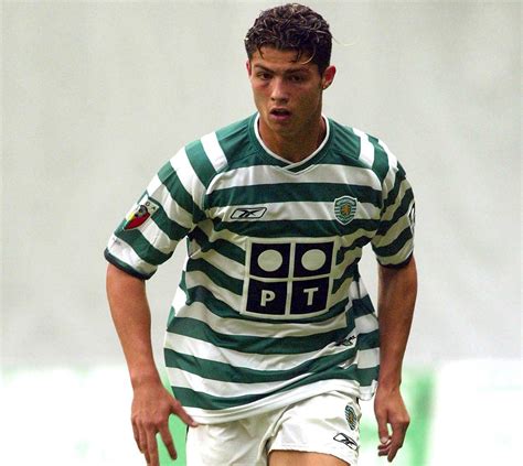 Sporting Lisbon pay homage to Cristiano Ronaldo with new third shirt ...