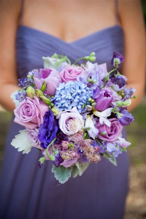 Wedding Flower Colors to Match Your Personality in 2020 | Purple ...