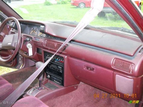 1991 Toyota Camry Deluxe Sedan interior Photo #48566188 | GTCarLot.com