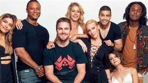 'Arrow' Stars Tease Survivors of Finale Explosion, Flashbacks and Love ...