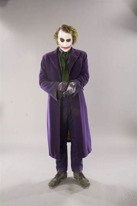 Heath Ledger's Joker Resurfaces In 'Dark Knight' Photo Gallery Der ...