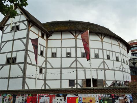 Shakespeare Globe Theatre | European architecture, Famous buildings ...