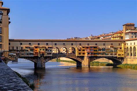 Ponte Vecchio: Florence, Italy's Fascinating Bridge Over The Arno River ...