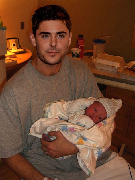 Zac Efron and his new born son | Lina | Flickr