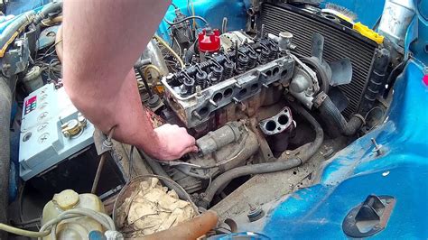 Car Engine - Starter Motor Activated by Hand - YouTube