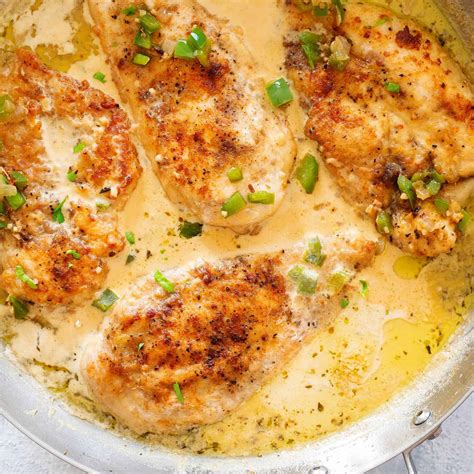 Pollo Con Crema: Mexican Creamy Chicken